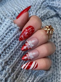 Red  Collar    Color Nails Embellished   Beauty Tools Cranberry Nails Designs, Acrylic Nails Christmas Winter Simple, Red And White Snowflake Nails, Red Snowflake Nails, Christmas Nails Designs, Christmas Nails 2023, Unghie Nail Art, Ribbon Pattern, Red Christmas Nails