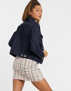 Jacket by Levi's That new-jacket feeling Spread collar Button placket Long sleeves Button cuffs Button chest pockets Signature logo tab Regular fit True to size Trucker Jacket, Signature Logo, Button Placket, Levi's, Asos, Long Sleeves, Collar, The Originals, Long Sleeve