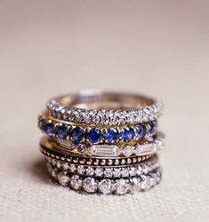 Non Diamond Wedding Rings, Inexpensive Jewelry, Choker Necklace Designs, Leaf Engagement Ring, Stunning Jewellery, Unique Engagement Rings, Diamond Wedding Rings