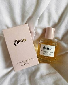 Gisou Hair Perfume, Gisou Hair, Spring Florals, Honey Hair, Hair Perfume, Birthday Wishlist, Sweet Notes