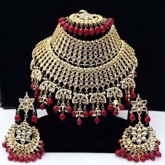 Kundan Choker, Pakistani jewelry, Bridal set, Indian jewelry, Earrings tikka set, Sabyasachi necklace by finekraft on Etsy Pakistani Jewelry Bridal, Jewelry Room, Jewellery Kundan, Maang Tika, Bridal Jewelery