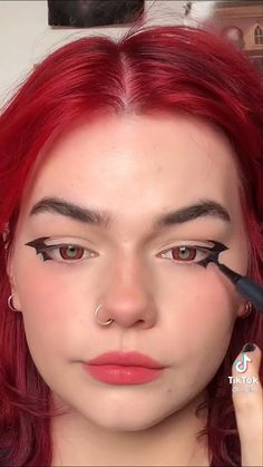 Halloween Eyeliner Ideas, Halloween Eyeliner, Eyeliner Ideas, Alt Outfits, Festival Costumes, Winged Eyeliner, Costume Makeup