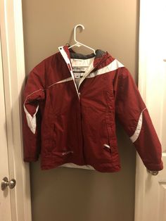 Columbia Women’s Jacket Full Zip Red & White Size S Small Waterproof. Condition is Pre-owned. Shipped with USPS Priority Mail. Red Weatherproof Long Sleeve Outerwear, Red Long Sleeve Windbreaker For Cold Weather, Sporty Red Waterproof Outerwear, Red Long Sleeve Sport Coat For Outdoor, Cute Jackets, Red Jacket, Priority Mail, Columbia, Rain Jacket