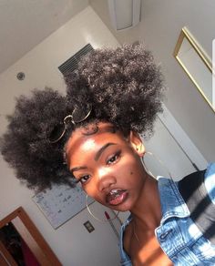 Type 4 Hair, Girls Natural Hairstyles, Pelo Afro, 4c Hair, Natural Hair Styles Easy, Natural Hair Updo, 4c Hairstyles, Baddie Hairstyles, Black Girls Hairstyles