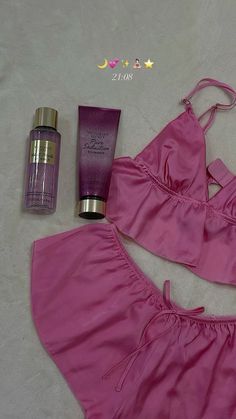 Victoria's Secret Pure Seduction, Pure Seduction, Daily Ideas, Fresh Girls, Victoria Secret Perfume, Celebrity Perfume, Shower Time, How To Exfoliate Skin, Healthy Skin Care