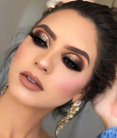 Koleksi Makeup, Make Up Gold, Rose Gold Makeup, Prom Makeup Looks, Cat Eye Makeup, Smink Inspiration, Neutral Makeup