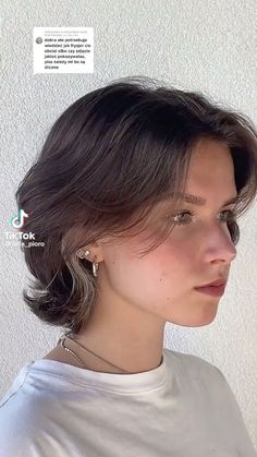 Short Haircut Ideas For Girls Teens, Short Pixie Hairstyle Women Round Face, Keara Graves Hair Short, Very Short Hair With Curtain Bangs, Shaggy Short Hair No Bangs, Short Hair For Girls Teens, Short Haircut Women Straight Hair, Futch Haircut, Short Haircuts For Girls Teens