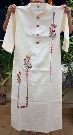 Embroidery Pattern For Kurti, Embroidery Work Design Kurti, Stylish Embroidery Design, Hend Vark Kurti, Simple Work Kurti Designs, New Embroidery Designs Kurtis, Kadhai Designs For Suits Hand Work, Kurti Painting Ideas, Hand Paint Suit Design