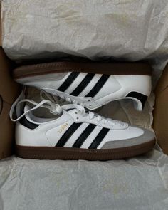 Shoes Adidas Samba, Womens Sambas, Nike Sambas, Shoes Samba, White Samba, Adidas Samba White, Sambas Adidas, Samba Sneakers, Samba Adidas