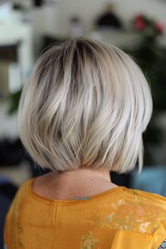 "Discover the charm of these 20 cute and feminine rounded bob ideas! From soft curls to sleek finishes, embrace the timeless elegance of the rounded bob for a look that exudes confidence and femininity. 💇✨ #RoundedBob #FeminineStyle #HairInspiration" Short Dark Bob, Rounded Bob, Short Angled Bobs, Bob Ideas, Blonde Baby, Baby Blonde, Inverted Long Bob, Layered Bob With Bangs, Short Bob Cuts