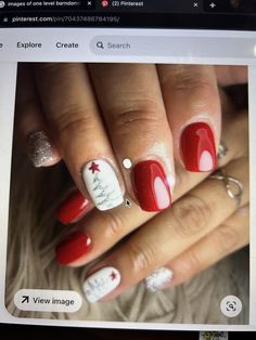 Christmas Gel Nails, White Nail Polish, Cute Gel Nails, Christmas Nails Acrylic, White Nail, Dipped Nails, Xmas Nails, Christmas Nail, Fancy Nails