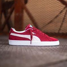 Puma Suede Classic (Cabernet) - Puma Air Max 95 White, Kobe Bryant Shoes, Puma Classic, White Puma, Nike Pullover, Puma Suede, Puma Sneakers, Red Sneakers, Nike Air Max 95