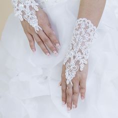 White Fingerless Elegant Rhinestone Bridal Wedding Gloves - Uniqistic.com Chapel Train Wedding Dress, Rhinestone Bridal, Tulle Lace, Bride Style, Beaded Dress, Lace Applique