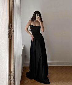 Mesh Dress Outfit, Black Satin Prom Dress, Black Corset Dress, Elegant Outfit Classy, Girls Dress Outfits, Banquet Dresses, Dress Aesthetic