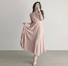 Party Gown Dress, Everyday Casual Outfits, Elegant Dresses Classy, Jumpsuit Elegant, Korean Girl Fashion, Ulzzang Fashion, Kpop Fashion Outfits, Fancy Outfits, Edgy Outfits