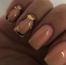 Hippie Nails, Subtle Nails, Minimal Nails, Neutral Nails, Luxury Nails, Nude Nails, Trendy Nails