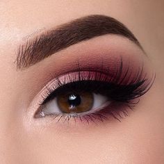 Machiaj Smokey Eyes, Zendaya Makeup, Smokey Eyes Tutorial, Teknik Makeup, Burgundy Makeup, Pageant Makeup, Dark Eye Makeup