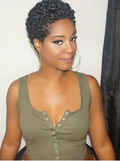 TWA hairstyle Natural Hair Twa, Twa Hairstyles, Tapered Natural Hair, Natural Hair Cuts, Tapered Hair, Natural Hair Short Cuts, Cut Life, Short Sassy Hair