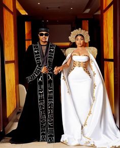 Nigerian Traditional Dresses, Couples African Outfits, African Traditional Wedding Dress, High Fashion Couture, Traditional African Clothing, African Wear Styles For Men, Afrique Art, African Wedding Dress, African Fashion Traditional