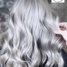 Chicago Silver Hair Color Platinum Grey Hair Silver, Platinum Grey Hair, Blond Hair Styles, Icy Silver Hair, Grey Platinum Hair, Silver Blonde Hair Dye, Metallic Silver Hair, Blonde Platinum Hair, Best Silver Hair Dye