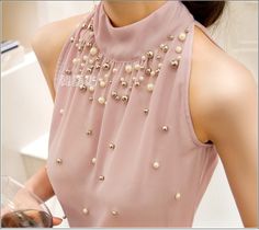 Chiffon Shirt Blouse, Women Chiffon Blouse, Women Turtleneck, Motifs Perler, Sleeveless Outfit, Dressy Blouse, Sleeveless Turtleneck, Womens Turtleneck, Summer Blouses