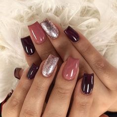 Get ready for the cozy and chic vibes of early fall with these must-try nail designs! 🍂💅 #EarlyFallNails #AutumnVibes #NailInspo #FallManicure #CozySeason #NailArt #TrendyNails #SeasonalNails #NailGoals #FallFashion" Fall Winter Nails Acrylic, Nail Designs Sns Powder Fall, October Gel Nails 2023, Cute Nails September, Fall Color Nails 2023, Fall Pink Acrylic Nails, Nail Ideas 2023 Fall, Sns Nail Ideas Fall, Dark Fall Nail Colors Dip