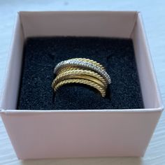 David Yurman Crossover Collection Ring - Yellow Gold - Diamond - 18k - Size 5.5 Pre-Owned Size: 5.5 Https://Www.Davidyurman.Com/Products/Womens/Womens-Rings/The-Crossover-Collection-Wide-Ring-With-Diamonds-In-18k-Yellow-G.Pdp.Html David Yurman Watch, Jewelry Roll Travel, Womens Rings, David Yurman Ring, Jewelry Roll, Wide Ring, David Yurman Jewelry, Diamond Quartz, Wide Rings