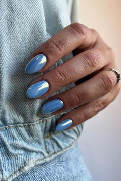 34 Sparkly Blue Chrome Nails Inspo for 2024 Summer Nail Pastel, Iridescent Powder Nails, Nail Shine Design, Light Bright Blue Nails, Iridescent Nails Blue, Nails Oval Shape Design, Light Blue Chrome Nails Designs, Pastel Blue Chrome Nails, Red White And Blue Chrome Nails