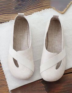 Spring Handmade Casual Retro Flats | Gift Shoes — Obiono Beige Slip-on Flats, Beige Slip-on Flats With Flat Bottom, Comfortable White Flats With Round Toe, Comfortable White Closed Toe Flats, Comfortable Beige Round Toe Flats, White Closed Toe Comfortable Flats, Comfortable Cream Flats With Round Toe, Beige Casual Flats With Round Toe, Casual Beige Flats With Round Toe