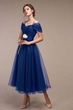 Ball Gown Blue, Blue Chiffon Dresses, Simple Frock Design, Blue Evening Gowns, Gown Blue, Simple Frocks, Dress Ball Gown, Frock For Women, Summer Garden Party