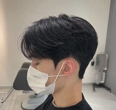 Two Block Haircut Wavy Hair, Men’s Haircut Back Of Head, Two Block Cut Hair Men, Down Perm Korean Men, Textured Middle Part Hair Men, Korean Short Hair Men, Korean Two Block Haircut, Korean Men Haircut