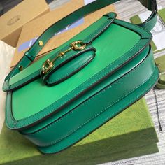 ENT - GCI Bags - 1994 A+ Excellent Quality; Contact us if you've any questions in your mind. Genetic Code, Gucci Horsebit, Bag Green, Luxury Products, Double Ring, Small Pouches, Bar Design, Green Bag, Fashion Handbags