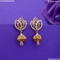 You can say it dangles, hanging, Jhumkha, drop earrings whatever you called for exclusive designs from satvagold.✨💎 📩 Contact us on Whatsapp or Call at: 📞 9974878332 for any inquiries, details or assistance. 📲 For B2B inquiry: 9173022212 🌎 Shop with us online: www.satvagold.com 💎Get your Dream Jewellery customised with us! ✨FREE Shipping PAN India 🌎 International shipping available. 💲All our jewellery are HALLMARK certified. 🔑 Invest in our Smart Gold Investment Plan (11+1 Monthly plan# Earing Designs Gold For Wedding, Dangling Gold Earrings, New Earrings Designs Gold, Gold Earing Design New, Earrings Gold Design, Gold Jhumka Designs, Hanging Earrings Gold, Gold Jewellery Earrings, Gold Earrings Design