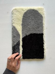 We love sending customers a sample of how your carpet will look Diy Rug, Carpet Handmade, Carpet, Interior Design, Design