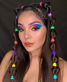 Concert Colorful Outfit, Pride Festival Hairstyles, Neon Party Hairstyles, Colorful 80s Outfits, Hairstyles For Carnival, Easy Rave Hairstyles, Neon Day Spirit Week, Neon Party Makeup, Pride Festival Outfit