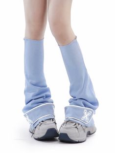 The price is for a pair of leg warmers only, others are not included. Material:Cotton Blue Leg Warmers, Estilo Cyberpunk, Doll Eye Makeup, Arrow Print, Leg Sleeves, Short Legs, Harajuku Fashion, T Shirt And Shorts, Leg Warmers