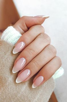 Almond Nails French, Nagellack Trends, French Manicure Nails, Almond Nails Designs, Almond Acrylic Nails, Thanksgiving Nails