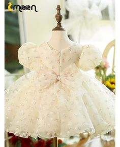 Get 10% off now! Buy beautiful little flowers champagne rustic flower girl dress at cheap price online. Free stable shipping and pro custom service since 2009. Blue Green Wedding, Rustic Flower Girl, Rustic Flower Girl Dress, Rustic Flower Girls, High Low Prom Dresses, Prom Dresses Yellow, Rustic Flower, Purple Prom Dress, Girl Accessories