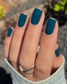 In Plane View, Gelish Nail Colours, Teal Acrylic Nails, Turquoise Nail Designs, Teal Nail Designs, Plane View, In Plane, Real Nails, Teal Nails