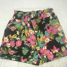 Tropical Print, Black High Waisted Express Shorts, New With Tags. Size Is Extra Small! I Never Got A Chance To Wear Them And They Don’t Fit Now :( Casual Pink Floral Print Shorts, Green Floral Print Shorts For Day Out, Pink Floral Print Shorts For Day Out, Trendy Multicolor Floral Print Shorts, Black Floral Print Vacation Bottoms, Vacation Black Floral Print Bottoms, Black Floral Print Shorts For Summer, Casual Black Bottoms With Floral Print, Pink Floral Print High-waisted Shorts