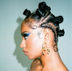 Bantu Knots On Natural Hair, Bantu Knots Hairstyles, Hairstyles On Natural Hair, Khloe Hair, Natural Hair Locs, Pisces Sun, Bantu Knot Hairstyles, Hair Locs, Braids Locs