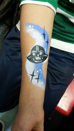 Face Paint Star Wars, Star Wars Painting, Arm Painting, Leg Painting, Star Wars Spaceships, Rainbow Face