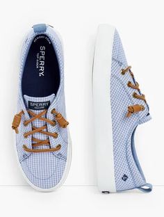 Vacation Shoes, Converse Shoes Womens, Preppy Shoes, Modern Classic Style, Classic Style Women, Sperry Sneaker, Sperry Shoes, Comfy Shoes, Vans Authentic Sneaker