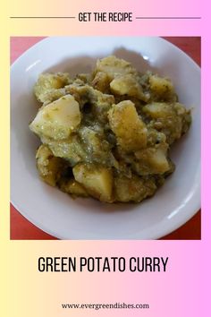 green potato curry Green Dishes, Curry Easy, Green Potatoes, Indian Flat Bread, Mad Scientists, Easy Lunch Ideas, Potato Curry, Tasty Vegetarian Recipes