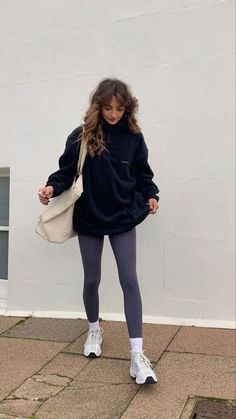 Athleisure Outfit, Gymwear Outfits, Look Legging, Cute Gym Outfits, Cold Outfits, Gym Outfits, Athleisure Outfits, Sporty Outfits