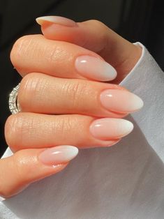 Ombre Gel Nails, Stiletto Nails Short, Colorful Nails, Casual Nails, Almond Acrylic Nails, Neutral Nails, Elegant Nails