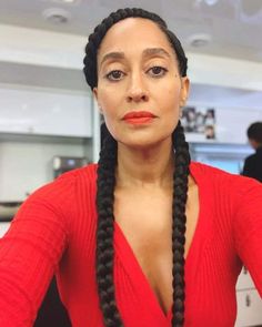 ♡♡♡ Tracy Ellis Ross, Tracee Ellis Ross, Pelo Afro, We Are The World, Younger Looking Skin, Skincare Tips, Facial Hair, Hair Mask, Braid Styles