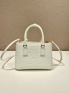 Size: 24.5cm*16.5cm*11cm It comes with Dust box, Care manual, Tag, and Paper bag. Prada Bag, New Handbags, Crossbody Shoulder Bag, Bosnia And Herzegovina, Caribbean Netherlands, Paper Bag, Fashion Statement, Wellness Design, Clutch Bag