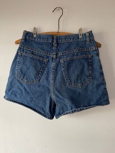 Vintage 80s high waisted denim shorts by Newport News. Tag size 8.  Waist = 13 Hips= 17.5 Length = 14 Cheap Vintage Blue Jean Shorts, Affordable Vintage Mid-rise Jean Shorts, Retro High Waist Jean Shorts With Built-in Shorts, Retro High-waisted Jean Shorts With Built-in Shorts, Retro High Waist Medium Wash Shorts, 90s Inspired High Waist Cotton Jean Shorts, 90s Inspired High Rise Jean Shorts, Retro High Waist Denim Shorts, 90s Inspired High-waisted Cotton Jean Shorts