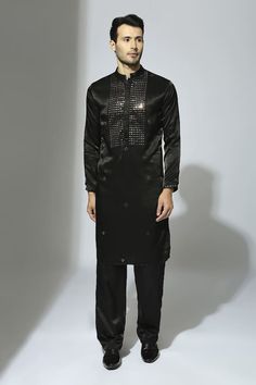 Black straight kurta with mirror-like embroidery and thread work around the placket and butti spread all-over. Comes with pant. - Aza Fashions Kurta Set For Men, Straight Kurta, Thread Work, Kurta Set, Aza Fashion, Thread, For Men, Mirror, Embroidery